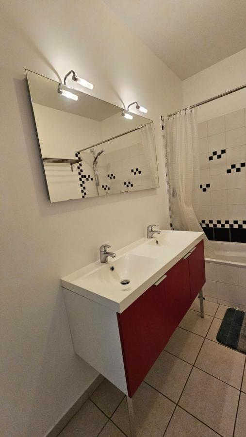 Bed To Rent - Maison Calme Avec Jacuzzi Sous Supplement Bordeaux Ngoại thất bức ảnh