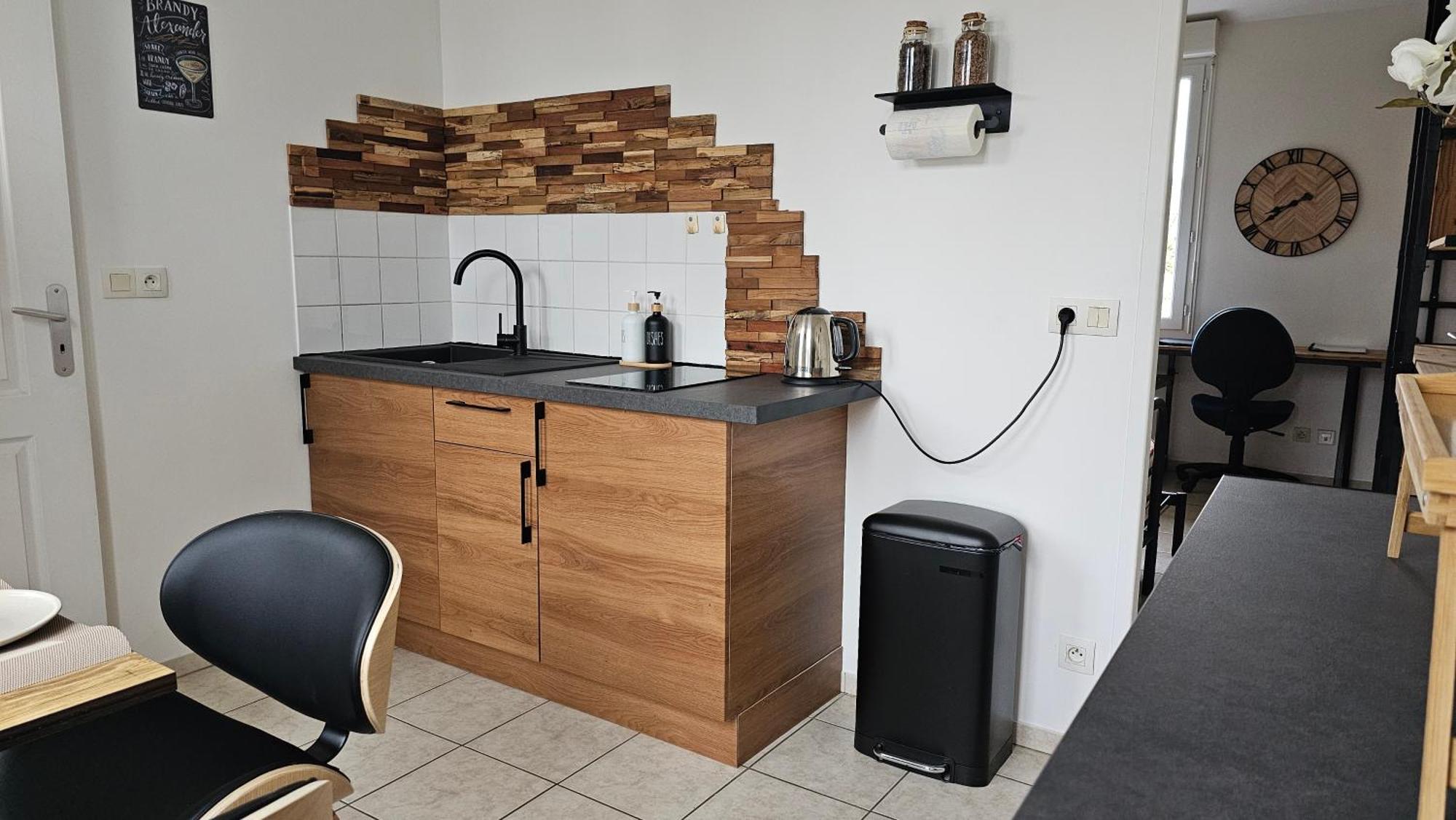 Bed To Rent - Maison Calme Avec Jacuzzi Sous Supplement Bordeaux Ngoại thất bức ảnh