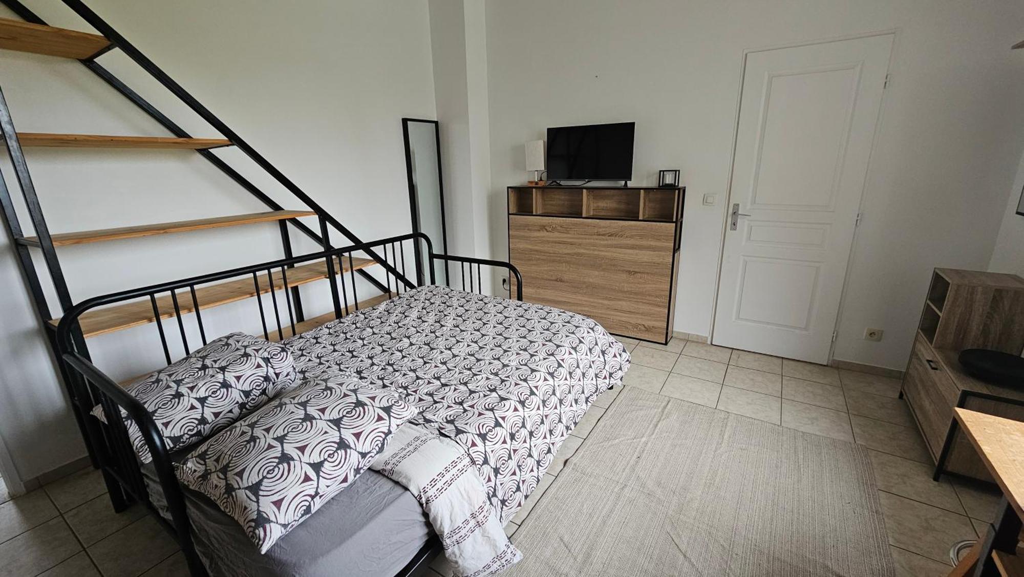 Bed To Rent - Maison Calme Avec Jacuzzi Sous Supplement Bordeaux Ngoại thất bức ảnh