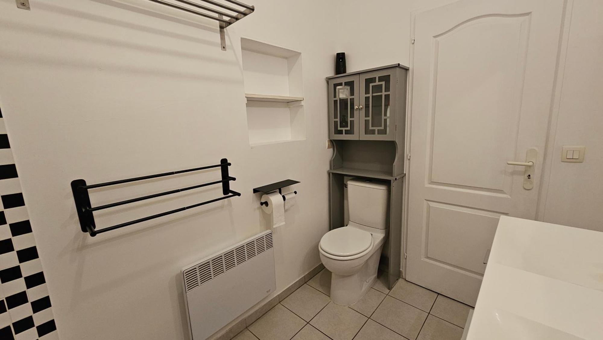Bed To Rent - Maison Calme Avec Jacuzzi Sous Supplement Bordeaux Ngoại thất bức ảnh