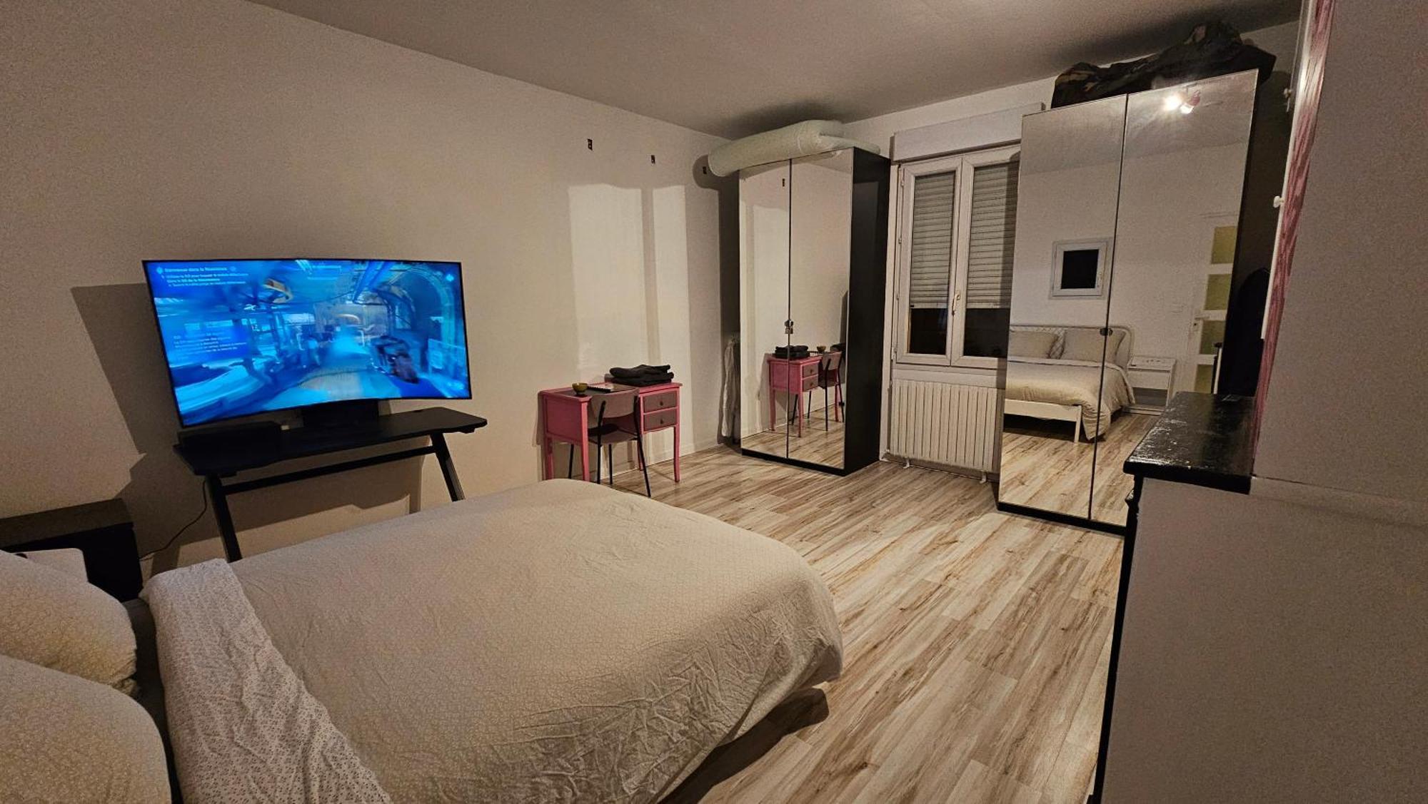 Bed To Rent - Maison Calme Avec Jacuzzi Sous Supplement Bordeaux Ngoại thất bức ảnh